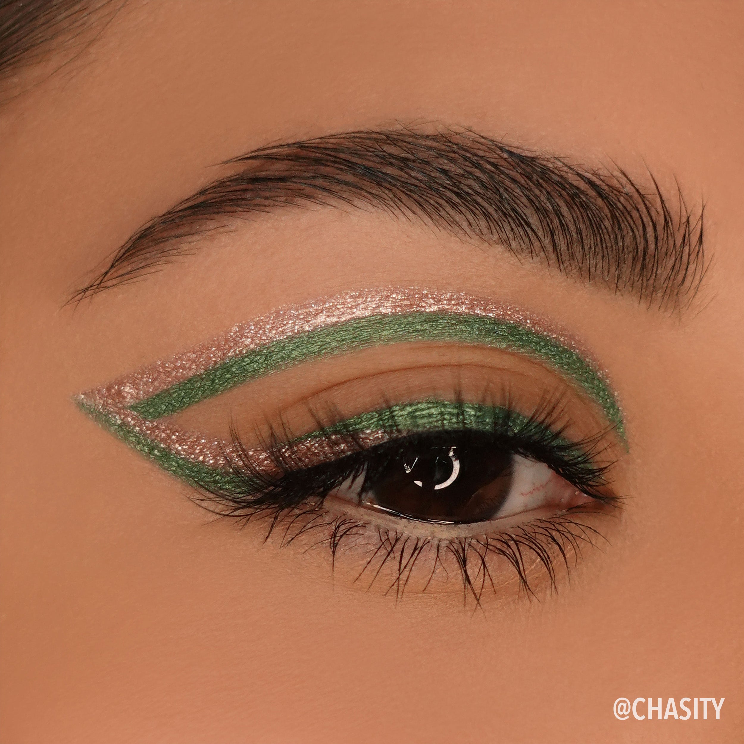 Statement Shimmer Liner (010, Electric Green)