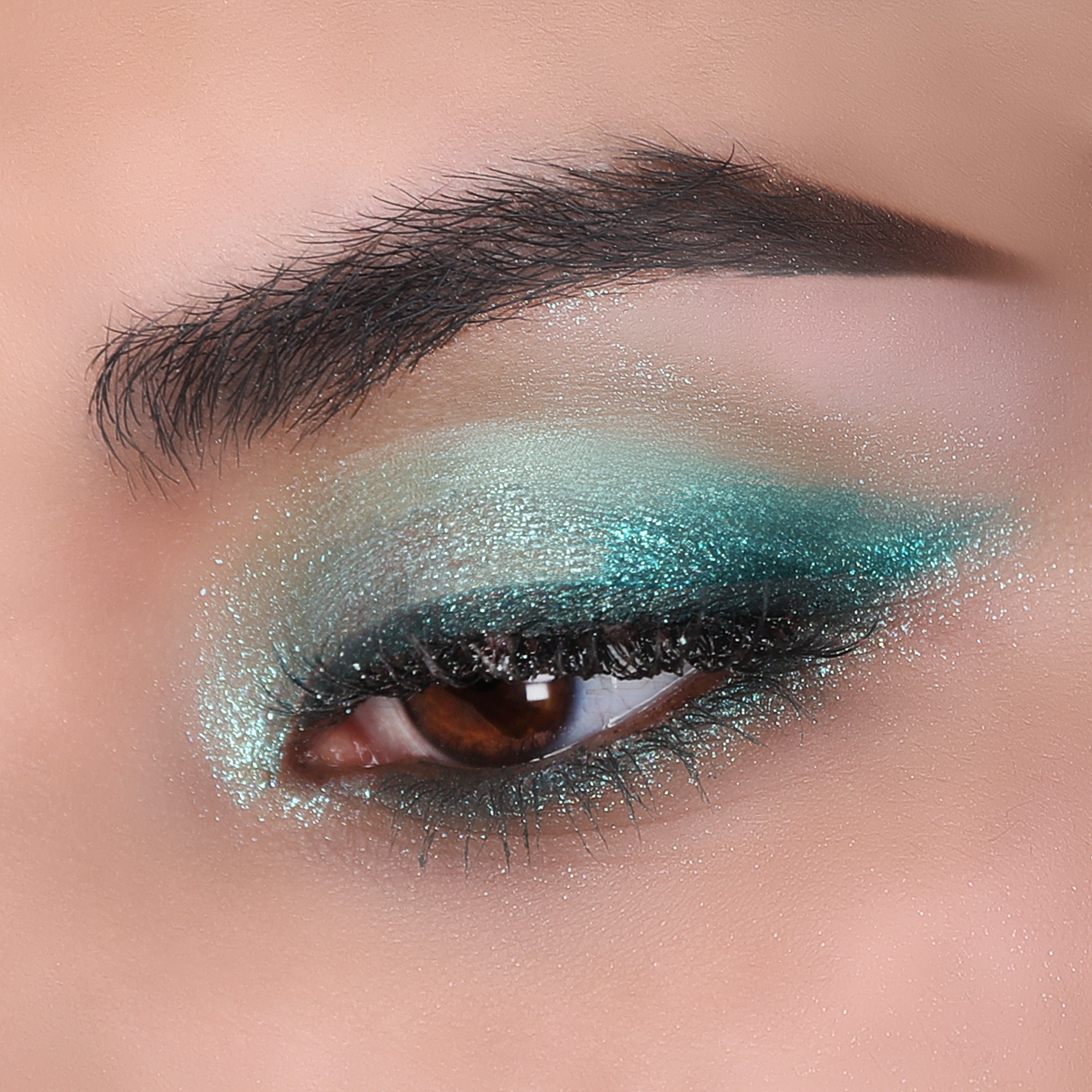 Chroma Light Shadow (010, Aquamarine)