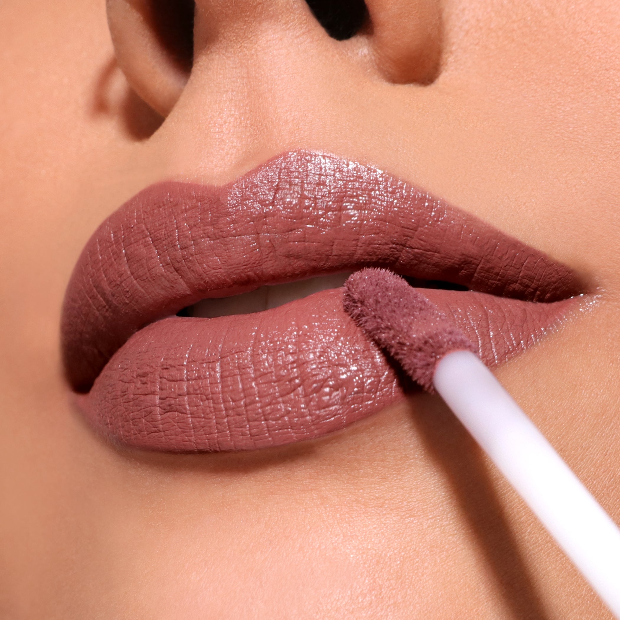 Lip Divine Liquid Lipstick (007, Chic)