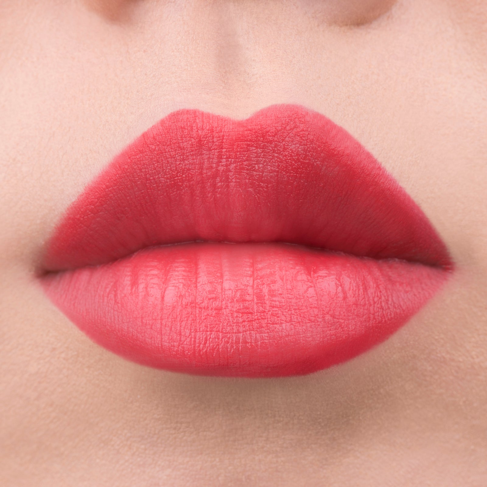 Lip Exposure Pencil (001, Crimson Red)