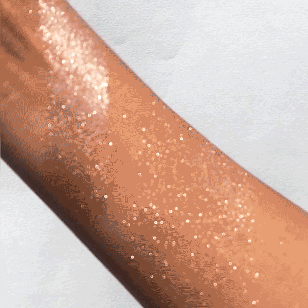 Sun Glow Face & Body Highlighter (002, Rose Petals)